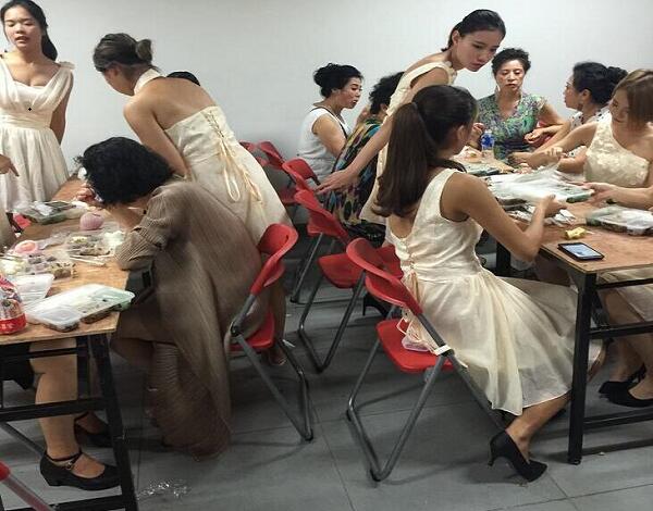 中华女性风彩大赛配送6000份快餐案例